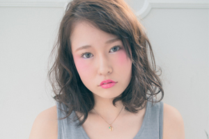 �J���[�̌�͂�������ƃL���[�e�B�N�������ɖ߂��܂��B